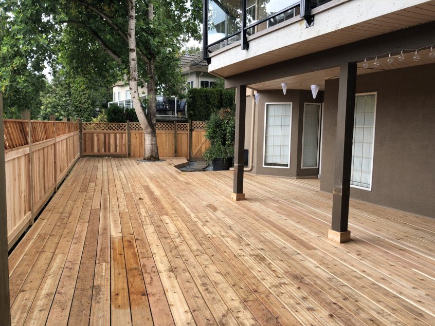 cedar fence, cedar fence panels, cedar fence design ideas, backyard fence, privacy fence, red cedar, horizontal rails, cedar, wood
